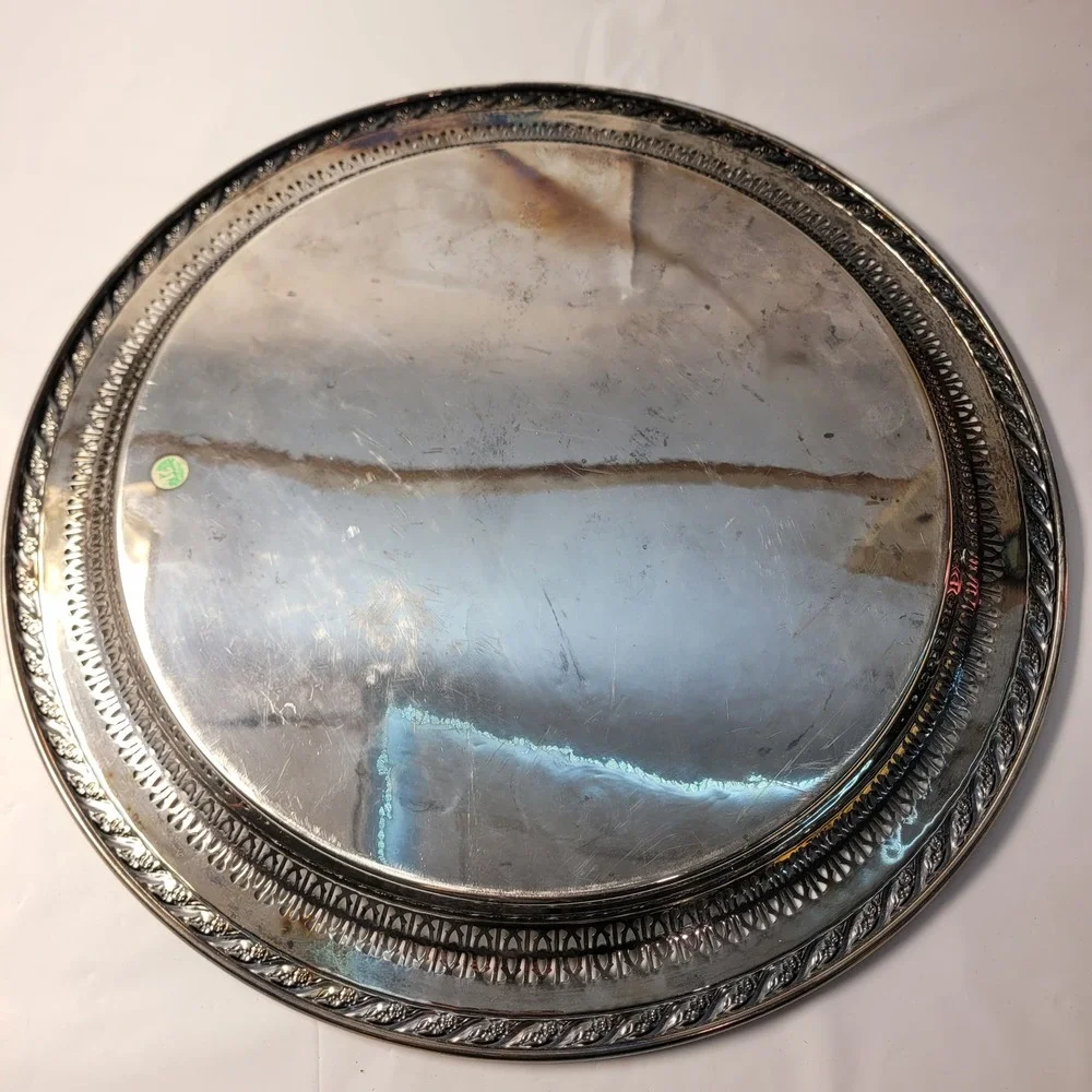 International Silver Company ships within